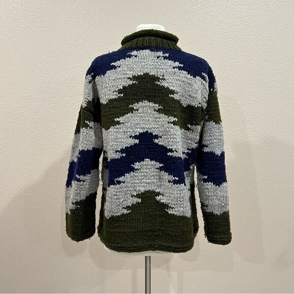 Ecuador Chunky Knit Sweater Size Large - Picture 6 of 11
